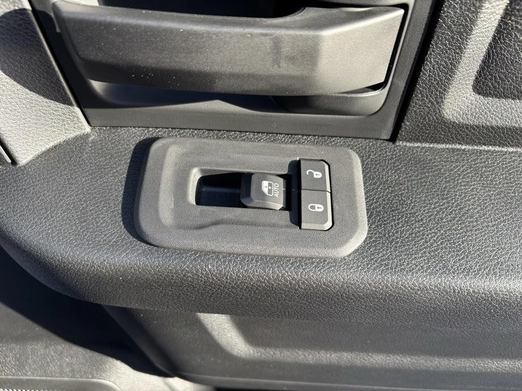 New 2026 RAM 2500 Tradesman AWD/4WD image 31