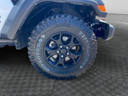 Used 2022 Jeep Wrangler Unlimited Sport image 36