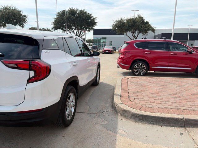 Used 2020 GMC Terrain SLE FWD image 5