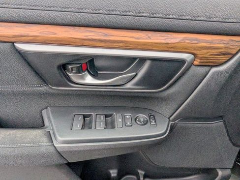 Used 2018 Honda CR-V EX image 19