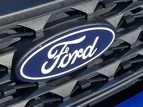 Used 2025 Ford Maverick XL w/ Equipment Group 102A image 30