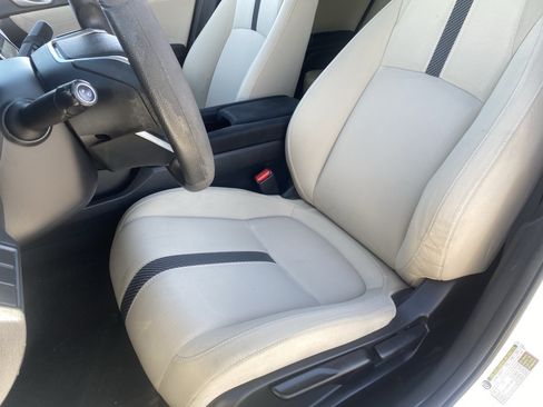 Used 2018 Honda Civic EX image 15