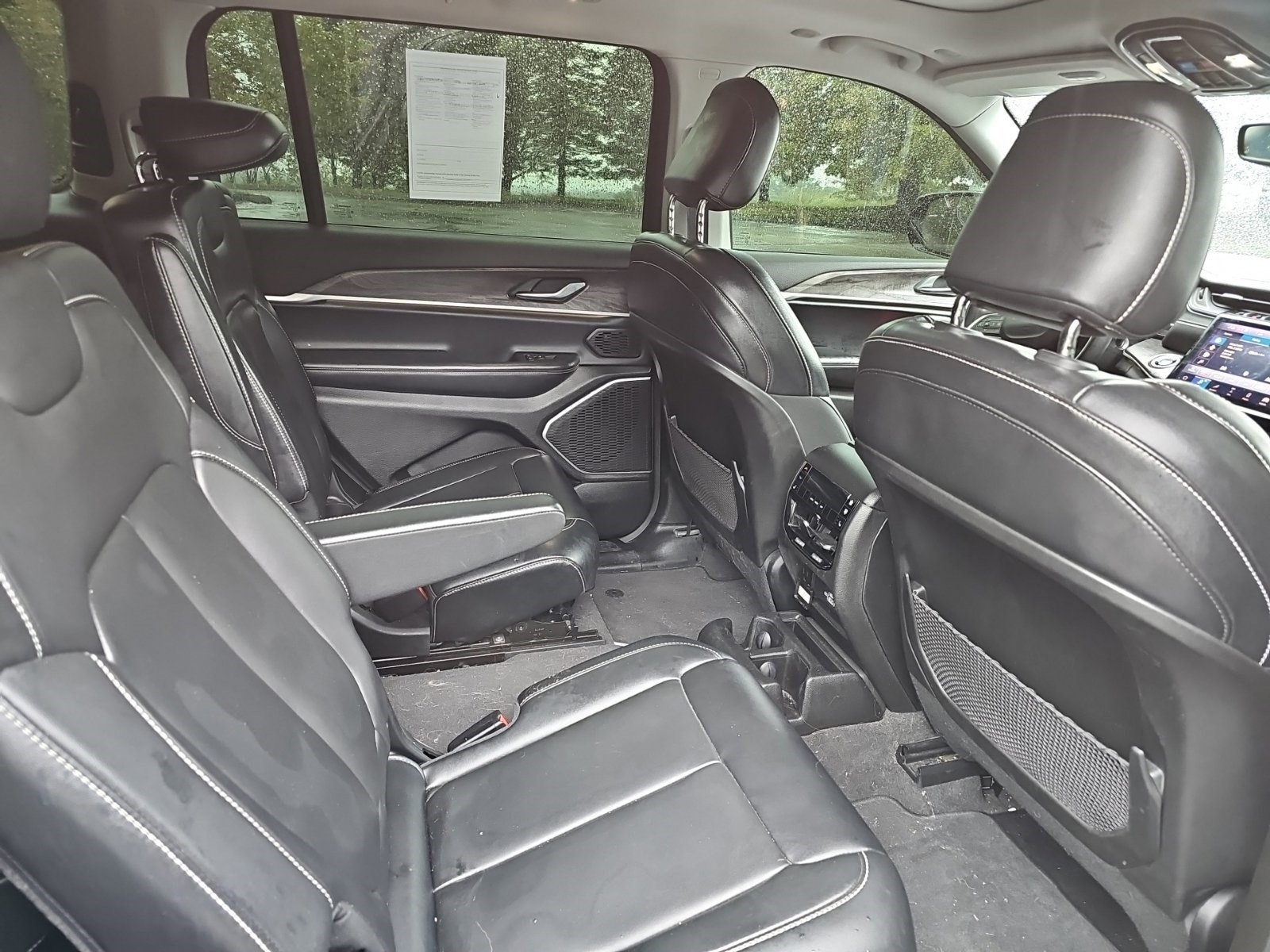 Used 2021 Jeep Grand Cherokee L Limited w/ Trailer Tow Group (B) AWD/4WD image 15