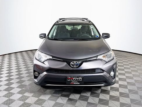 Used 2016 Toyota RAV4 XLE AWD/4WD image 2