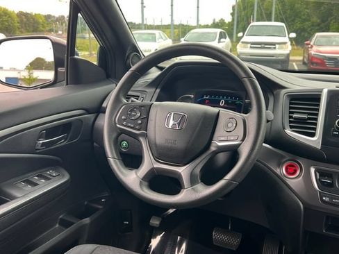 Used 2019 Honda Passport Sport image 17