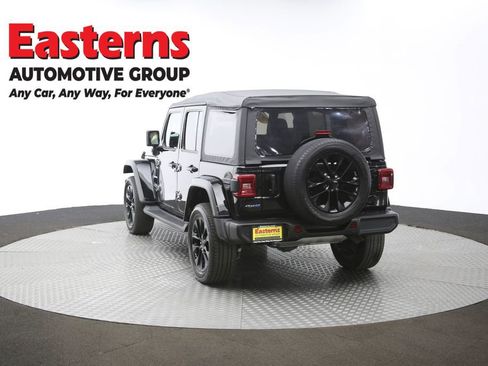Used 2021 Jeep Wrangler Unlimited Sahara w/ Cold Weather Group AWD/4WD image 66