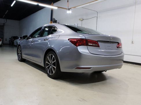 Used 2015 Acura TLX V6 image 4