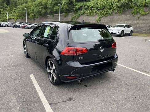 Used 2017 Volkswagen GTI S FWD image 3