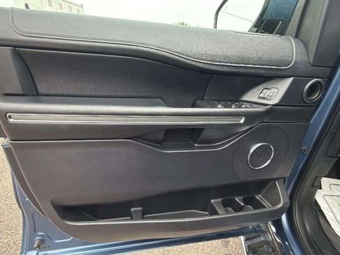 Used 2020 Ford Expedition XLT w/ Equipment Group 202A image 18