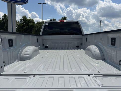 New 2026 Ford F350 Lariat image 18