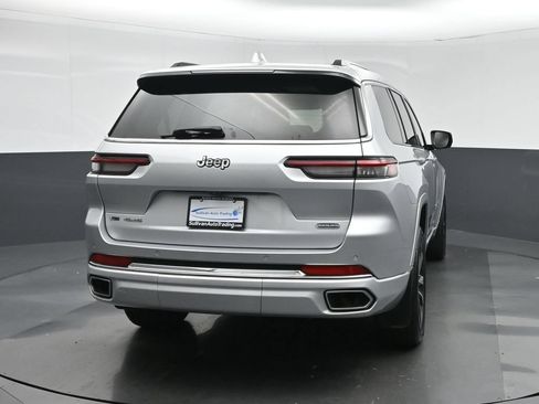 Used 2021 Jeep Grand Cherokee L Overland w/ MOPAR Finishing Package AWD/4WD image 6