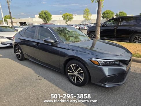 Used 2023 Honda Civic LX image 2