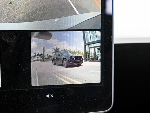 Used 2022 Tesla Model 3 Standard Range image 32