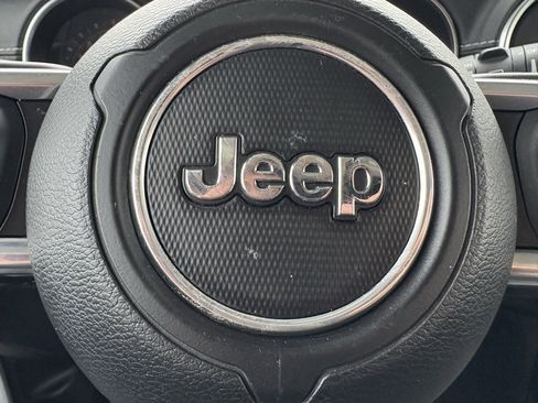 Used 2021 Jeep Wrangler Unlimited Sahara AWD/4WD image 42