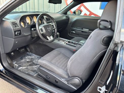 Used 2013 Dodge Challenger SXT w/ Super Sport Group image 12