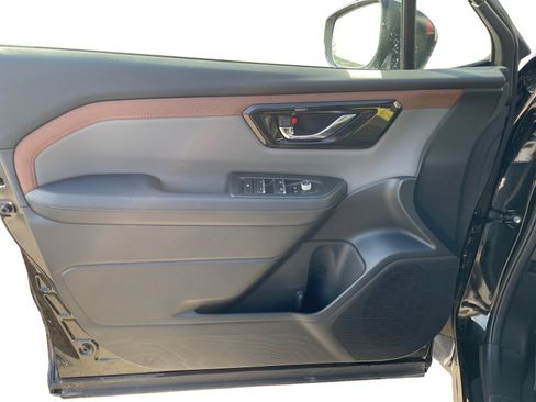 Certified 2025 Subaru Forester Sport w/ Popular Package #1 image 21