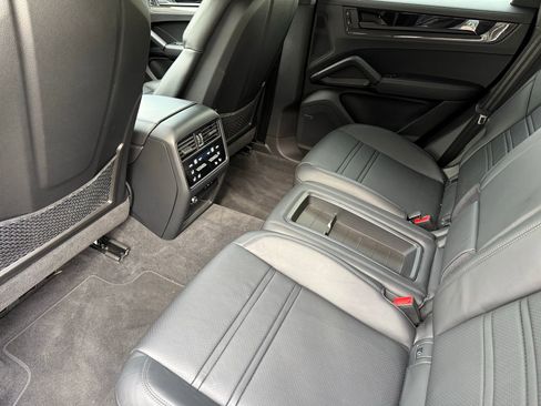 Certified 2024 Porsche Cayenne Turbo GT image 31