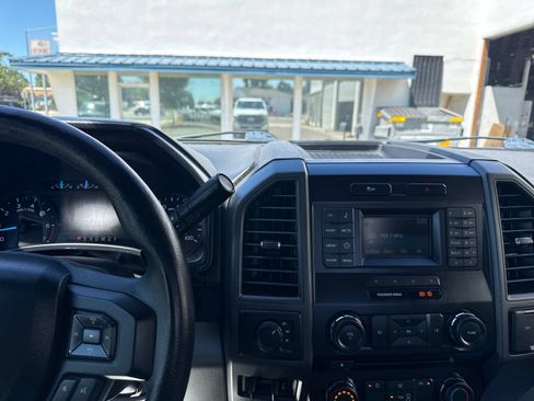 Used 2018 Ford F250 XL w/ Power Equipment Group AWD/4WD image 17