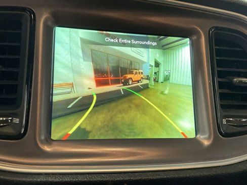 Used 2020 Dodge Challenger SXT w/ Blacktop Package image 20