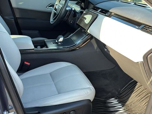Used 2025 Land Rover Range Rover Velar Dynamic SE image 21
