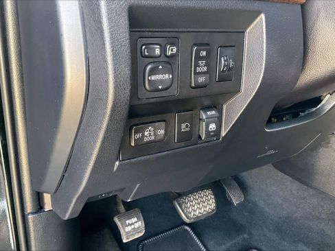Used 2019 Toyota Tundra 1794 Edition AWD/4WD image 36