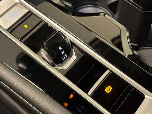 New 2026 Volkswagen Atlas SEL Premium R-Line image 22