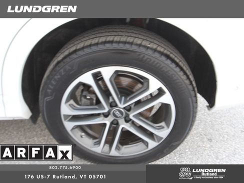 Certified 2025 Audi Q5 Premium w/ Convenience Package AWD/4WD image 17