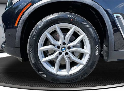 Used 2020 BMW X5 xDrive40i w/ Premium Package AWD/4WD image 34