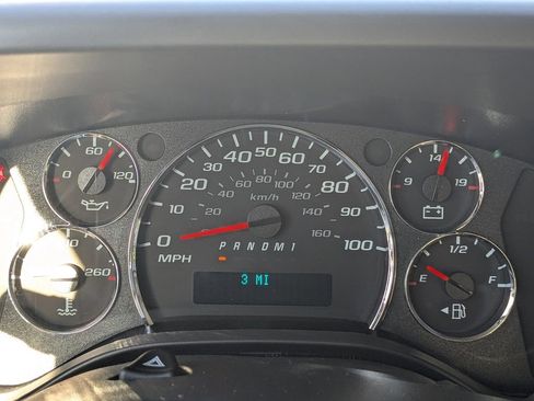 New 2025 Chevrolet Express 2500 Work Van w/ Driver Convenience Package image 27