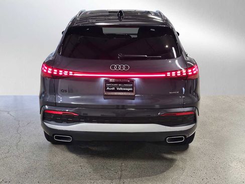 New 2025 Audi Q5 Premium Plus image 3