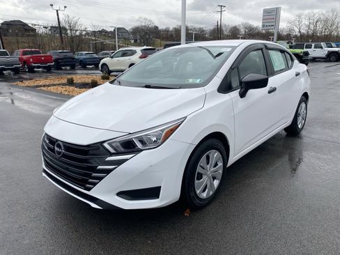 Used 2023 Nissan Versa S image 7