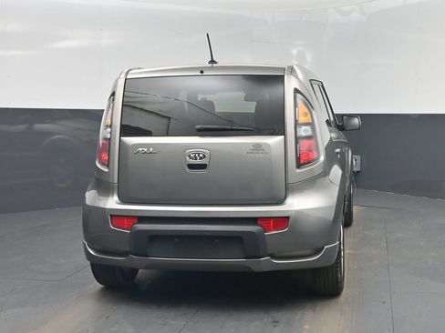 Used 2011 Kia Soul + image 28