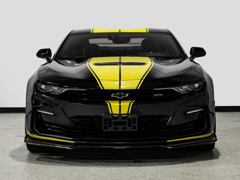 Used 2020 Chevrolet Camaro SS image 3