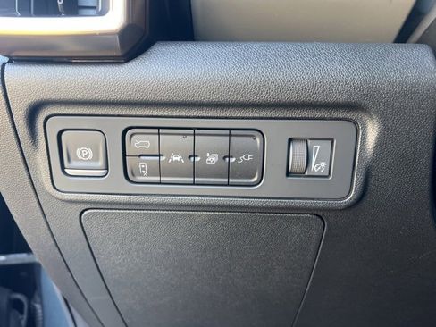 Used 2025 GMC Hummer EV 3X image 19