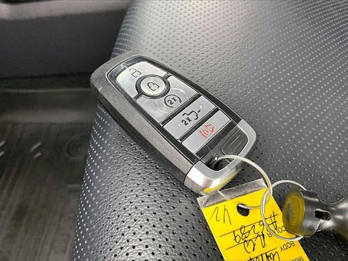 Used 2023 Ford F150 Lariat w/ Equipment Group 502A High image 11