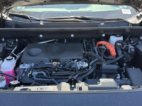 Certified 2025 Toyota RAV4 LE image 41