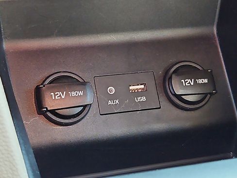 Used 2019 Hyundai Elantra SEL FWD image 22