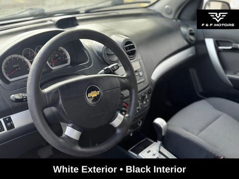 Used 2011 Chevrolet Aveo LT w/ Power and Convenience Package FWD image 9