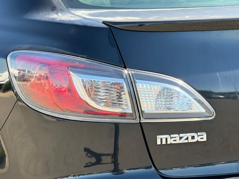 Used 2011 MAZDA MAZDA3 s Grand Touring FWD image 29