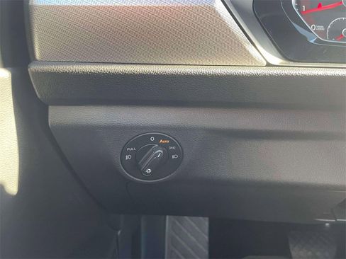 Used 2019 Volkswagen Jetta R-Line image 20