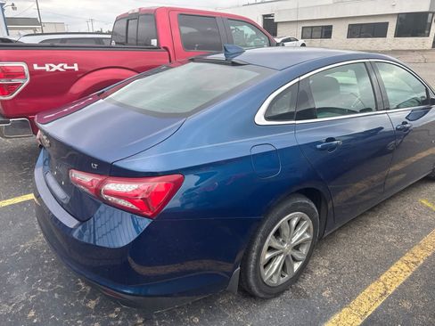 Used 2019 Chevrolet Malibu LT w/ Leather Package FWD image 13