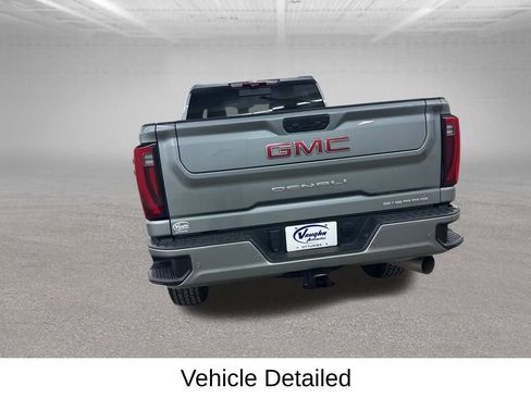 Used 2024 GMC Sierra 2500 Denali w/ Denali Reserve Package image 11