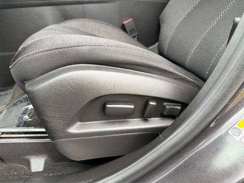 Used 2014 Chevrolet Equinox LT w/ Driver Convenience Package image 28