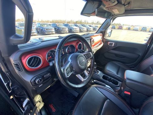 Used 2020 Jeep Gladiator Rubicon image 9