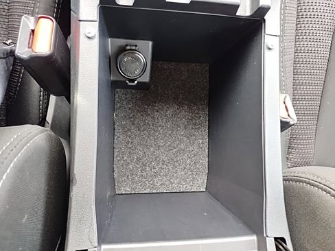 Certified 2025 Subaru Outback Premium w/ Popular Package #1A image 32