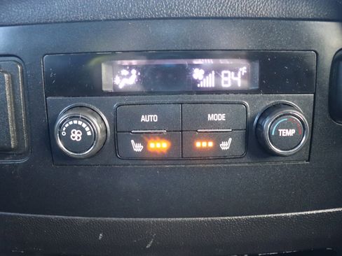 Used 2017 GMC Yukon XL SLT image 23