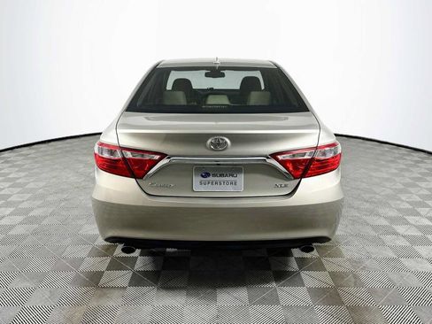 Used 2017 Toyota Camry XLE FWD image 6