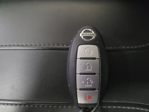 Used 2019 Nissan Rogue Sport SV w/ Technology Package AWD/4WD image 32