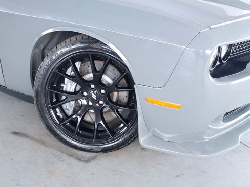 Used 2018 Dodge Challenger R/T Scat Pack w/ Dynamics Package RWD image 4