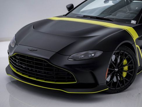 Used 2023 Aston Martin V12 Vantage Roadster image 4